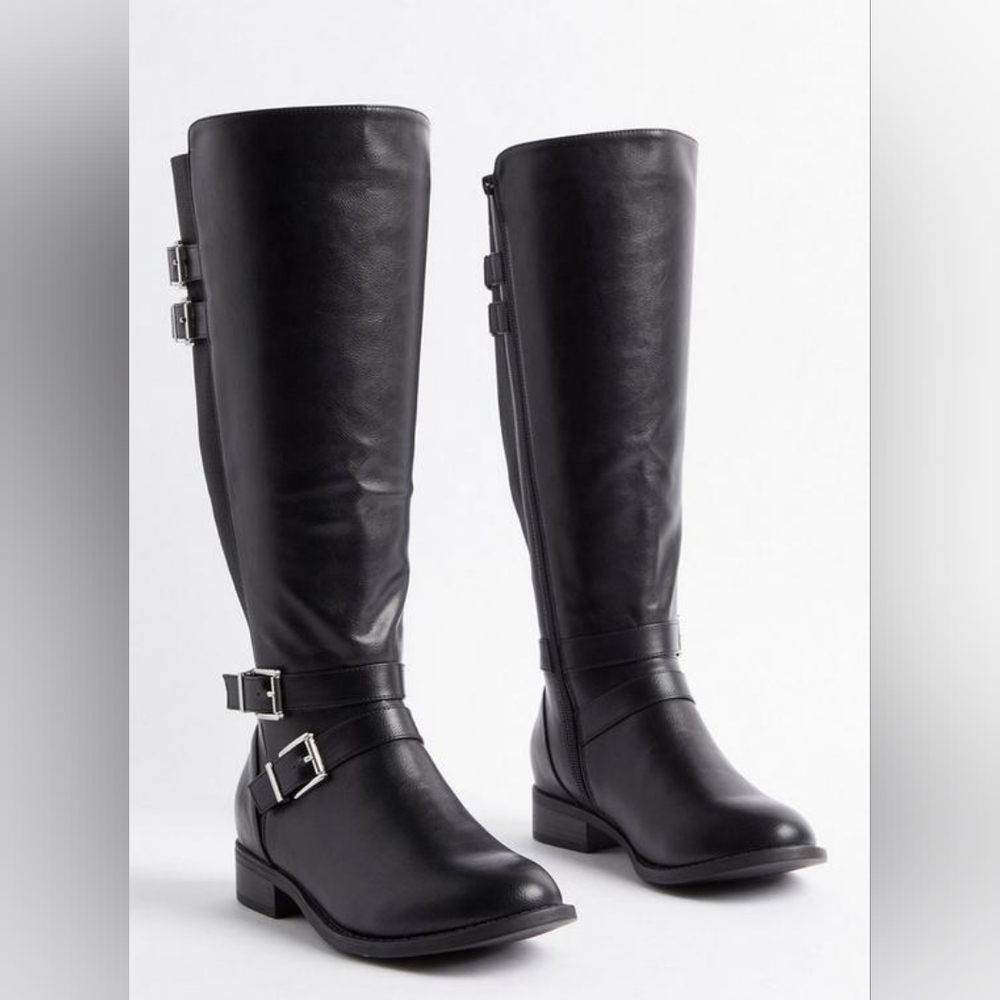 Buckle Knee Boot (WW)